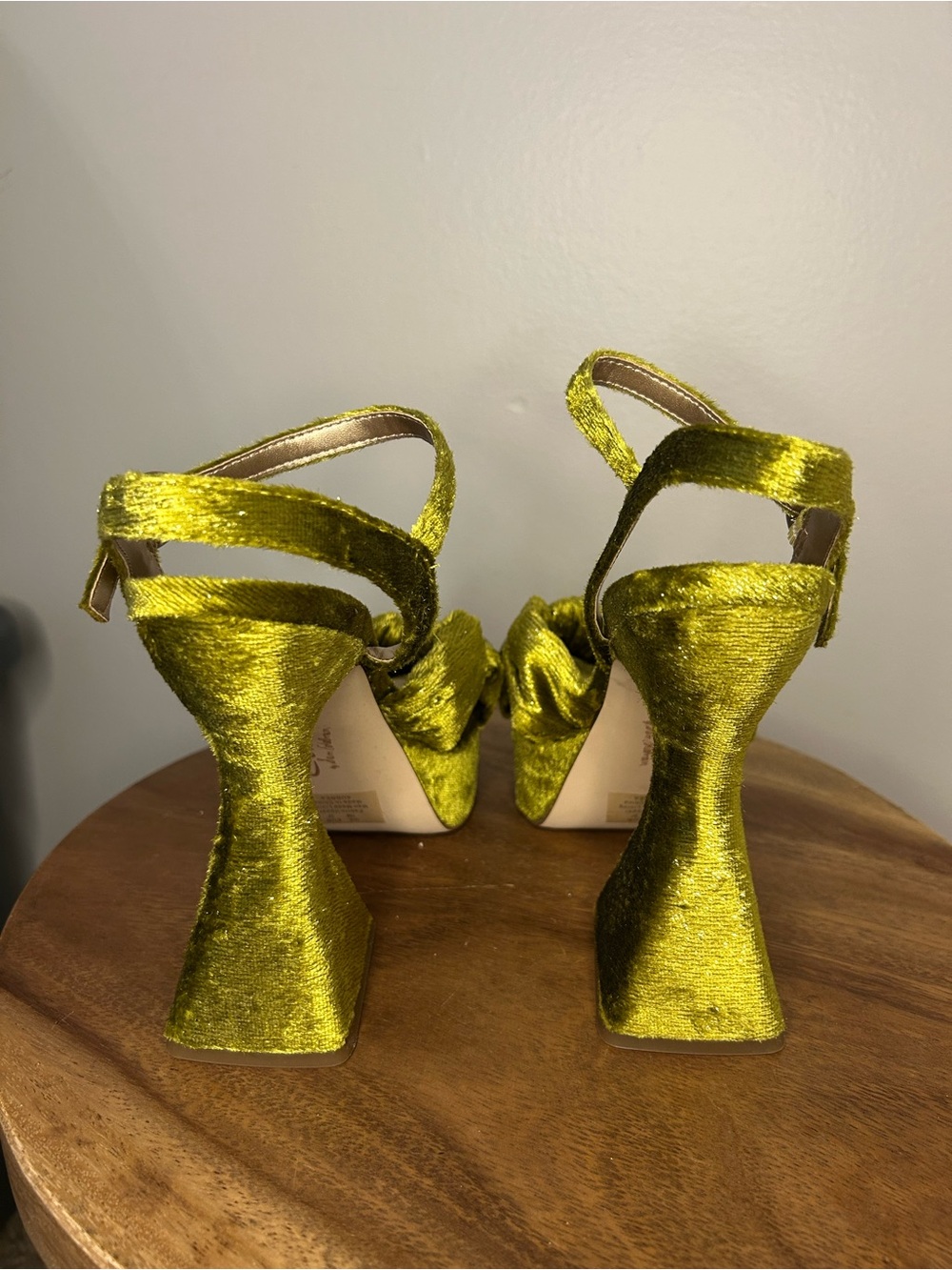 NWOT Jeffrey Campbell Olive Green Velvet Platform Heeled Sandals - Picture 4 of 6